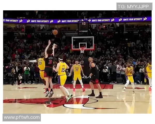 2015年NBA季后赛骑士与公牛第四场激战回顾与精彩瞬间分析